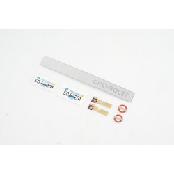 1/10 Chevrolet K5 FCX10 - logo and license plate