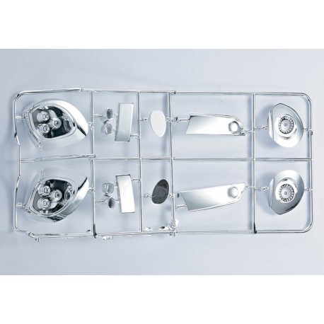 Alfa Romeo 8C "1/7", Chrome parts (mirrors, etc.)