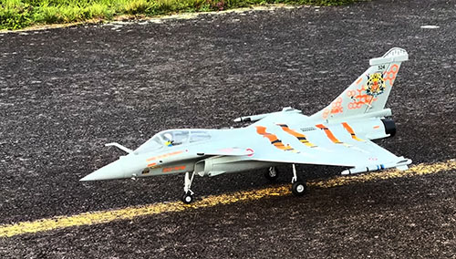 Essai vidéo du Rafale 64mm FMS par Arthur RC - Beez2B